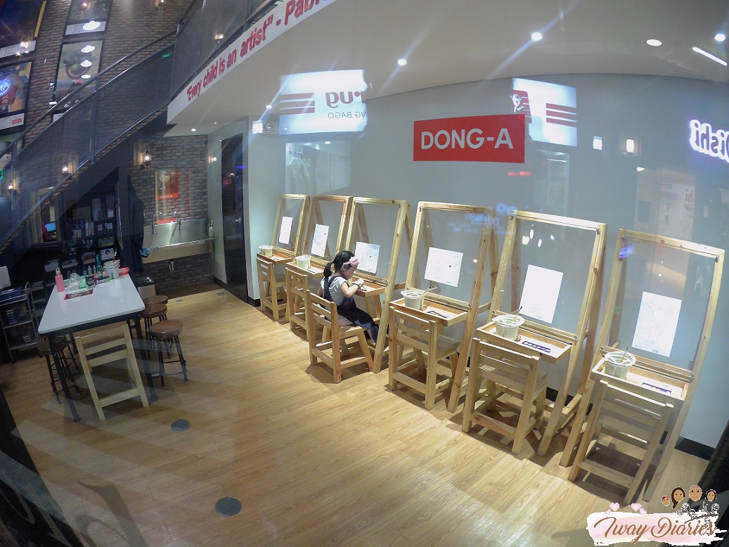 Kidzania - artist - role playing