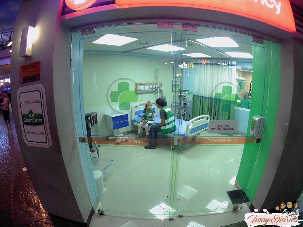 Kidzania - baby care - role playing