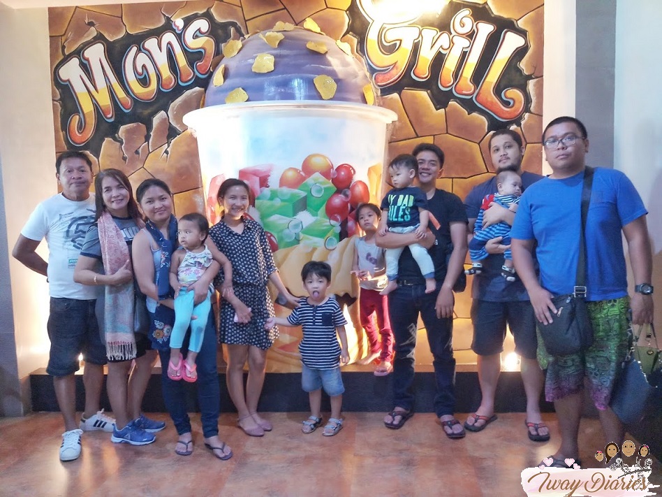 Mons Grill Mahayag with Family